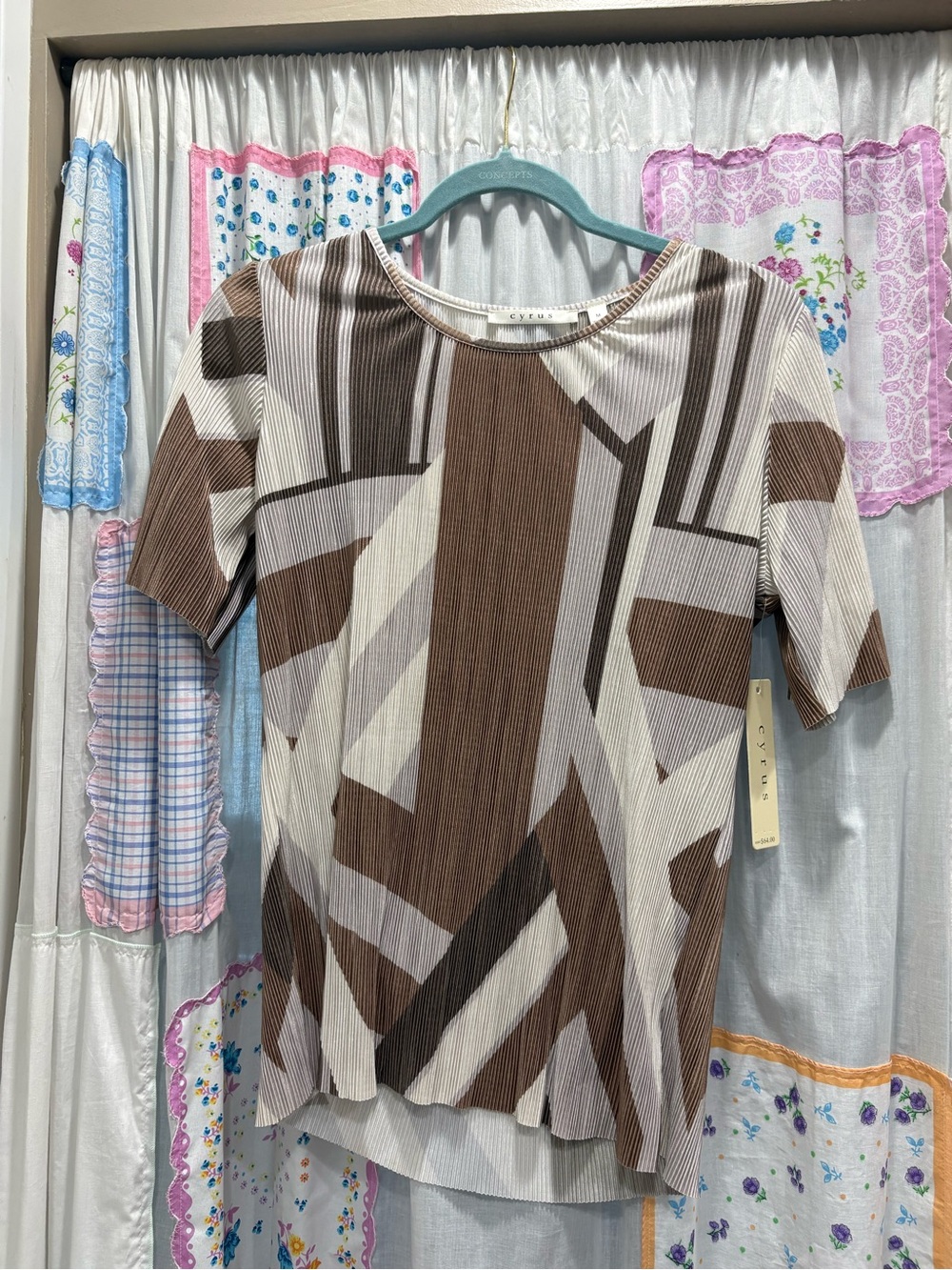 Cyrus Brown and Cream Abstract Geometric Short Sleeve Top